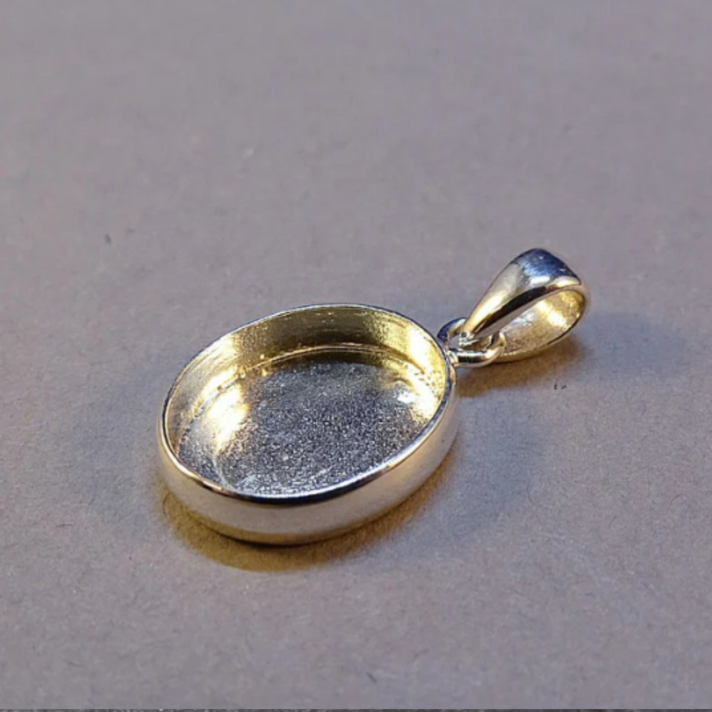 Silver Oval Pendant