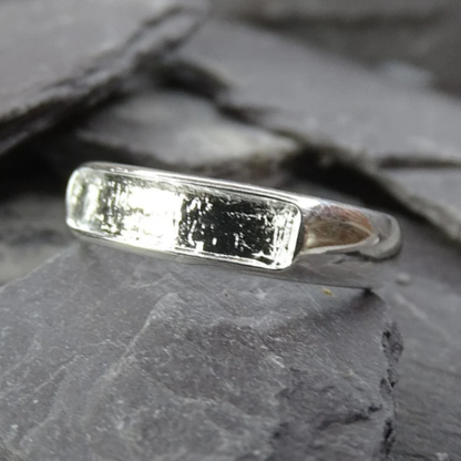 Gents Silver Ring With Channel For Ashes